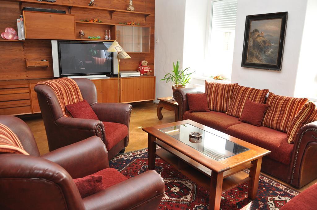Haus Weisses Lamm Apartment Weitensfeld ภายนอก รูปภาพ