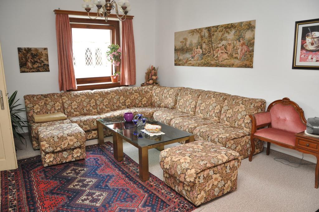 Haus Weisses Lamm Apartment Weitensfeld ภายนอก รูปภาพ
